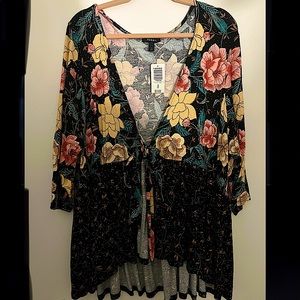 Torrid floral babydoll top(tied at the stomach or breast area)